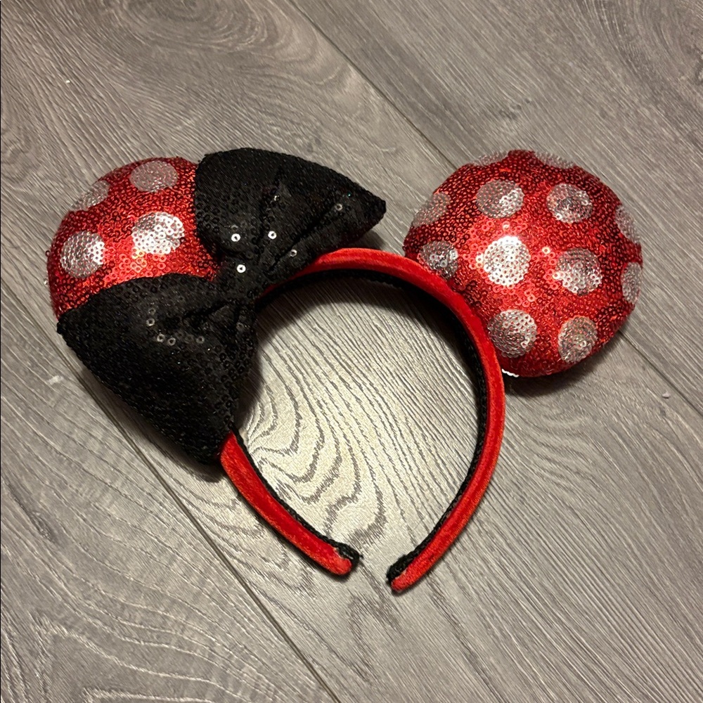 Minnie Mouse Sequined Ears